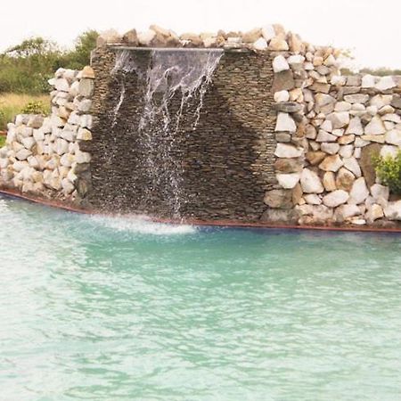 Aum Health Resort Vadodara Kültér fotó