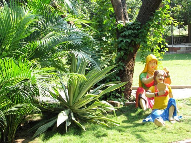 Aum Health Resort Vadodara Kültér fotó